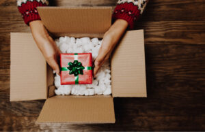 holiday gift shipping