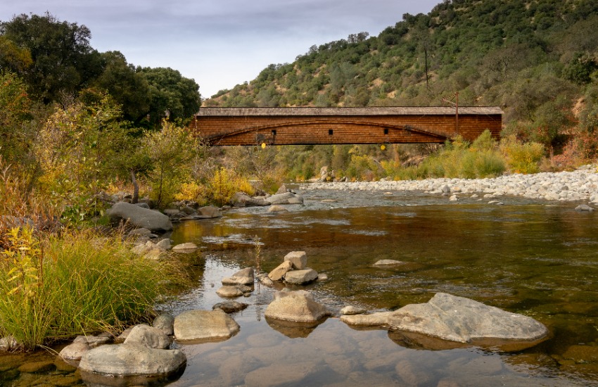 Bridgeport Covered Bridge, Penn Valley, California